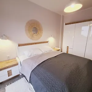 E5 Karpatia - 5d Apartament